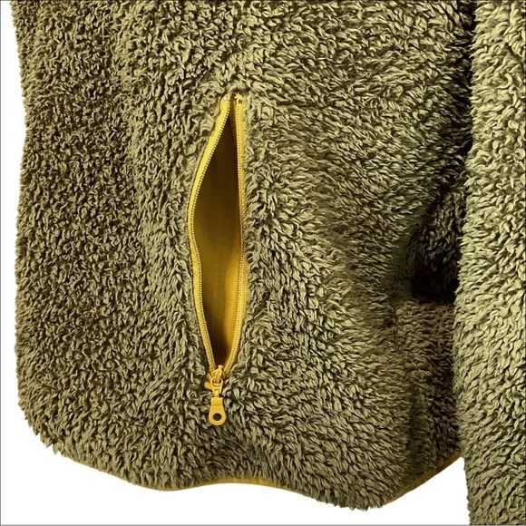 Girlfriend Collective Recycle Fleece Half Zip Pullover - Picture 8 of 11